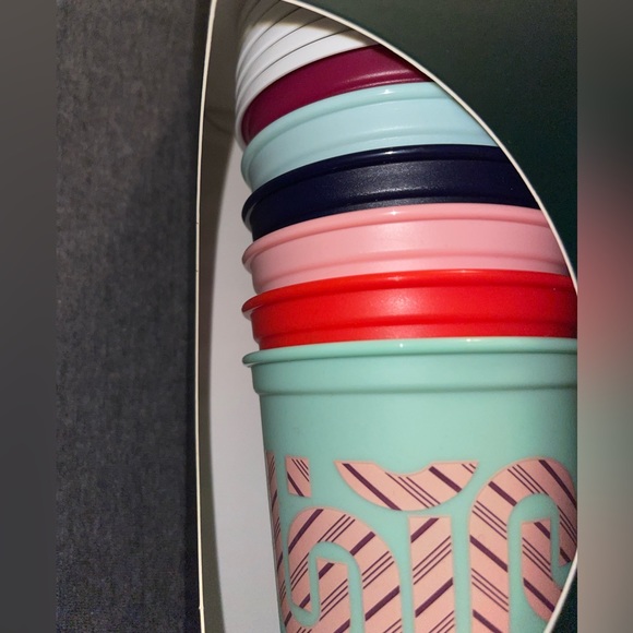 Starbucks Christmas cups - Picture 3 of 3